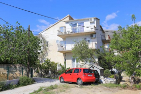 Apartments with a parking space Podstrana, Split - 17053